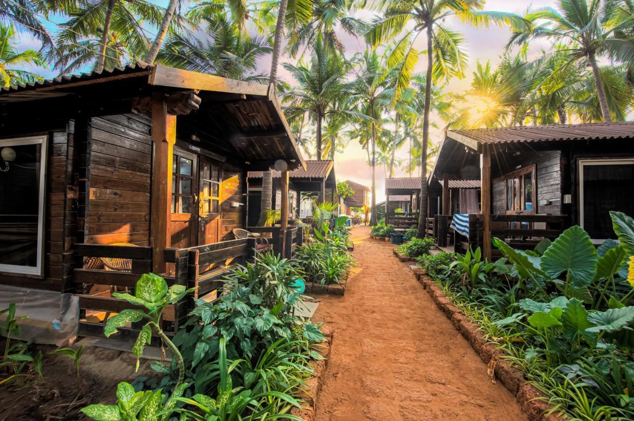 Bungalow Garden View on restaurant